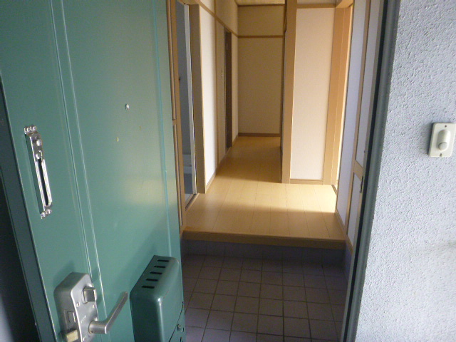 スカイハイツ玄関.JPG