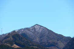 稲含山