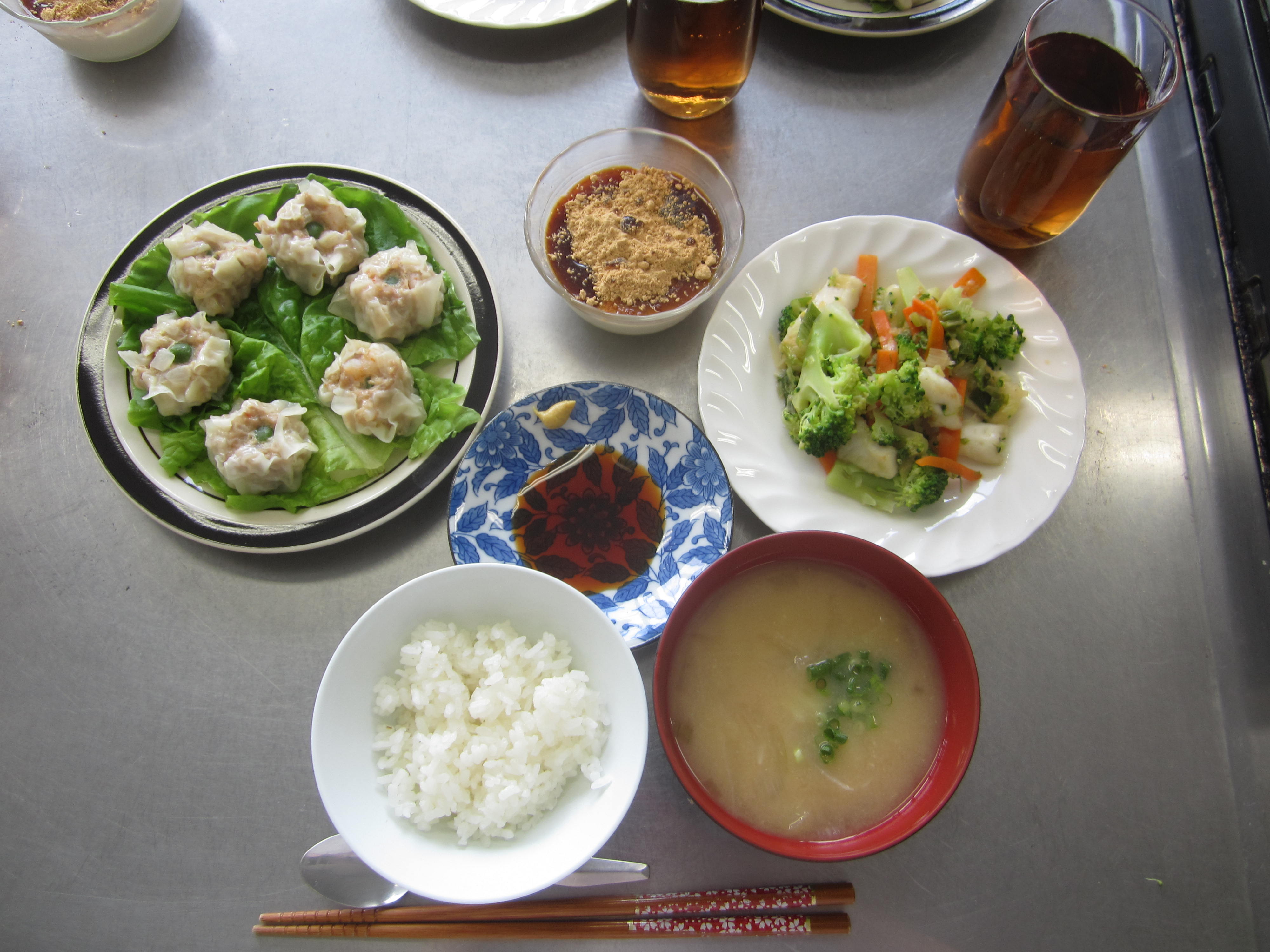 R7男性の料理教室（写真）