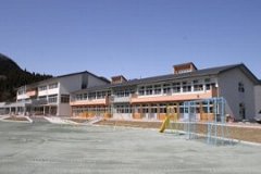 下仁田小学校外観の画像