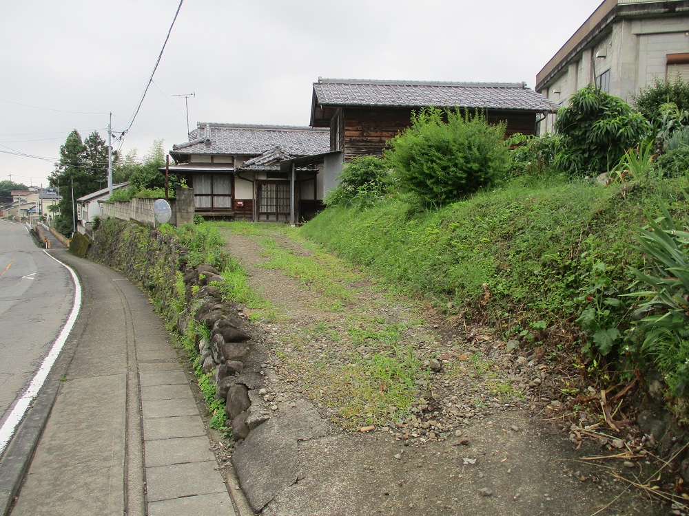 detached 大字馬山