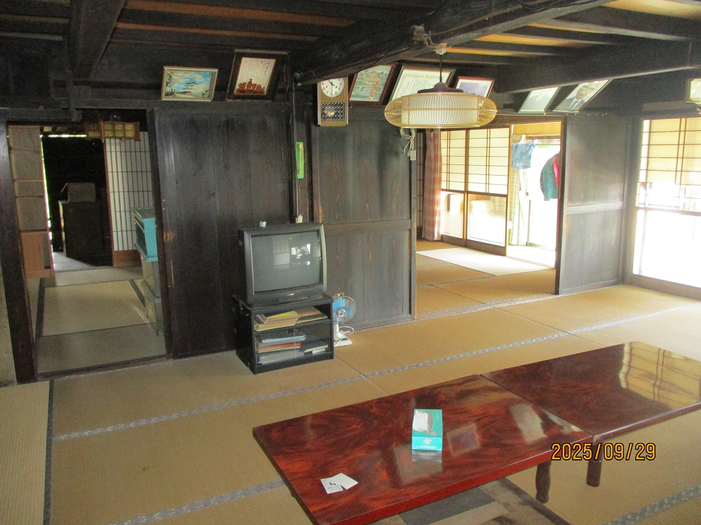 detached 下仁田町大字中小坂