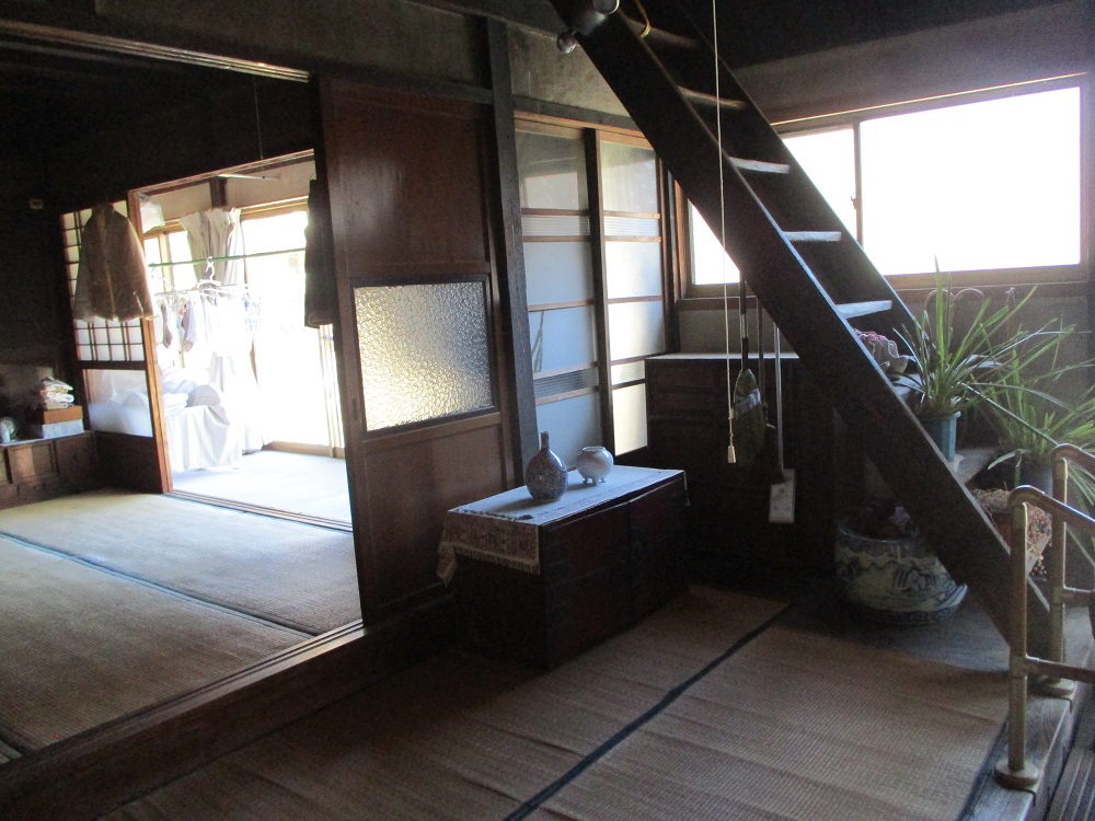 detached 下仁田町大字西野牧