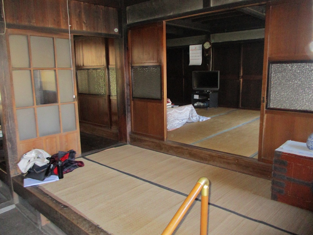 detached 下仁田町大字西野牧